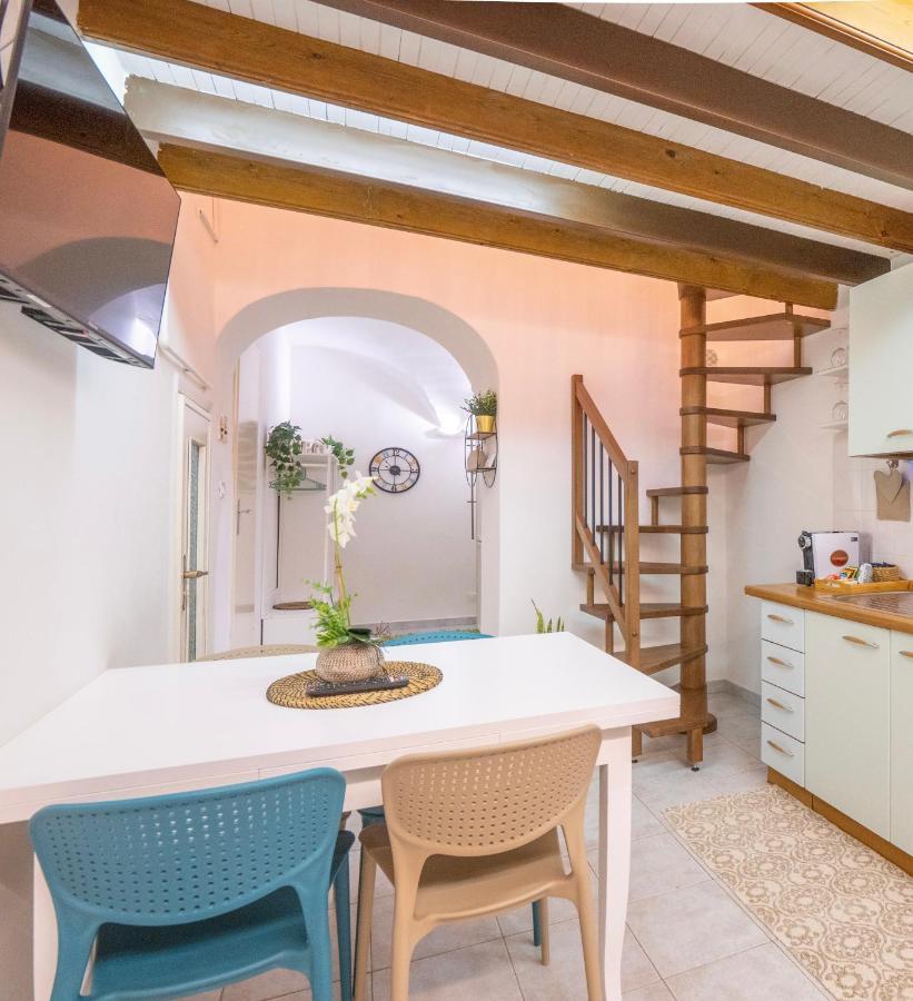 Casa Iryna Apartment Pietra Ligure Ngoại thất bức ảnh